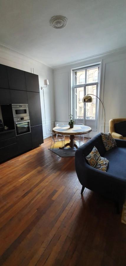 L'Ecu : Un Haussmannien Accueillant! Apartment Реймс Екстериор снимка